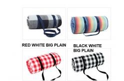 China Tear Resistant Foldable Picnic Mat , Water Repellent Picnic Blanket supplier