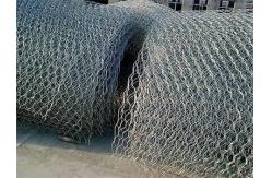 China 80x100mm High Hot Dip Galvanized Gabion Net For Ditch Protection supplier