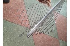 China Expanded Galvanized Metal Drywall Plaster Angle Bead  70mm Wing supplier