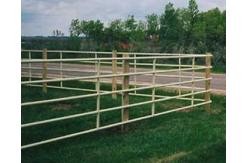 China UV Resistant Fiberglass Pipe Fence 6 Foot Lightweight Easy To Install supplier