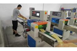 China 2.6KW Pillow Packaging Machine 350mm Small Flow Wrapping Machine supplier