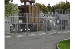 China High Security Galvanized Chain Link Fence For Oil Field Fencing With Post supplier