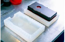 China Polyaddition Transparent Platinum Cure Molding Silicone Rubber For Rapid Prototyping supplier