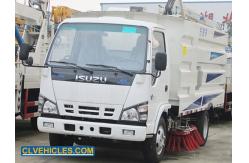 China Light Duty ISUZU Road Sweeper Truck 130hp clw Street Cleaning Truck supplier