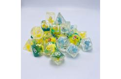China Duckling Natural resin multi -noodle table game dice set dnd dice supplier