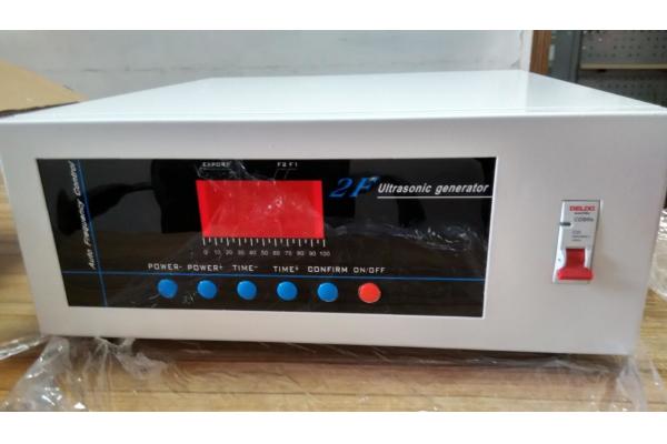 Double Frequency Digital Ultrasonic Generator 300w - 3000w Ultrasonic Power Generator
