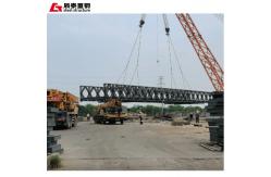 China Long Span Steel Truss Pedestrian Bridge Heavy Duty Steel Frame Bridge supplier