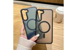 China Translucent Matte Magnetic Magsafe Phone Case Shockproof For Samsung S24 S25 Ultra supplier