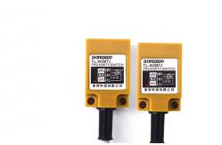 China Square Shape Long Range Inductive Proximity Sensor PNP Reliable CE Certified supplier