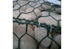 China Q195 Hexagonal Woven 2mm Wire Mesh Gabion Stone Cage Retaining Wall supplier