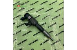 China High Quality Diesel Fuel Injector 0445110340 0445110339 0445110489 0445110739 0445110566 supplier