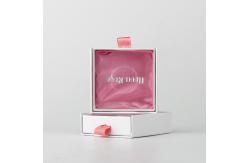 China Customized False Eyelashes Packaging Box Cardboard Drawer Box With Clear Lid supplier