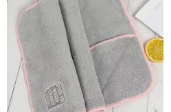 China Soft Pet Microfiber Towel Absorbent Quick Drying For Dog Bath Cleaning supplier