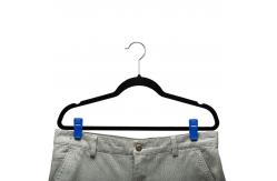 China Wardrobe Clothes Line Hanger Clips A Style With No Slip Teeth supplier