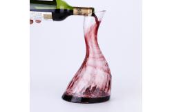 China Customized Handmade Glass Liquor Decanters , Lightweght Red Wine Aerator supplier
