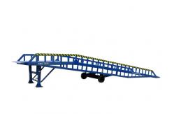 China Large Loading Capacity Mobile Dock Ramp With Outriggers Movable Dock Leveler supplier
