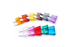 China Medium Automotive Blade Fuses , 1A to 50A Auto Blade Fuses supplier
