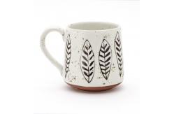 China Unique Geometric Smart Black And White Ceramic Coffee Mug For Gift supplier