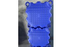China 7kg Blue Non Slip Surface Polyethylene Pontoon For Marine Use supplier