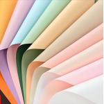 Wholesale flower wrapping paper, gift bouquet packaging materials, two-color waterproof Ouya paper, free shipping, gift flower paper included for sale