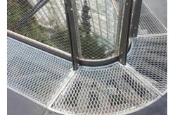 China Honeycomb Flattened 11.15kg/M2 Weight Expanded Metal Mesh 4x8 supplier