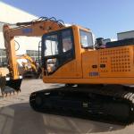 2200rpm Hydraulic Crawler Excavator Humanized Design Heavy Equipment Excavator for sale