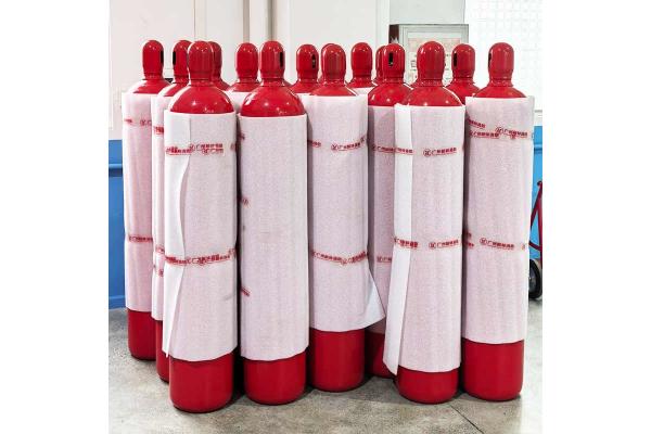 120L 150 Bar Seamless Steel Argon Nitrogen Gas Cylinders Enclosed Flooding