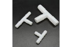 China Precision vertical injection molding and manufacturing plant supplier