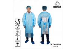 China Waterproof Lab Disposable Isolation Gown AAMI PB70 Level 2 CPE supplier