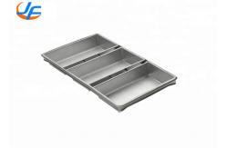 China RK Bakeware China-Chicago Metallic 3 Straps Glazed Cinnamon Package Roll Pan supplier