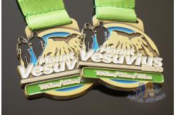 China Round Shape Bespoke Marathon Medal / Custom Soft Enamel Running Medals supplier