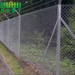 Easily Installed Anti rust Cyclone Wire Chain Link Fence For Farm