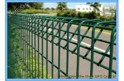 China Powder Coated Welded Iron Wire BRC Garden Fence With V Shape Clamp supplier