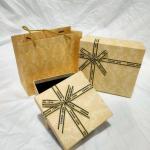 High Grade Gift Box With Lid And Champagne Color For Valentine'S Day And Mother'S Day With Customized Logo for sale