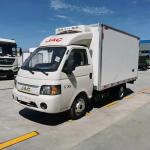 Gasoline Engine JAC X5 Mini Refrigerated Truck For Food Transport for sale