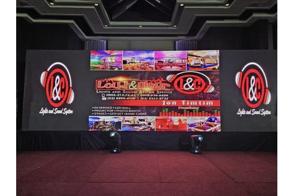 High Resolution LED Display with 1000CD/SQM Brightness and 640000dots/m2 Density