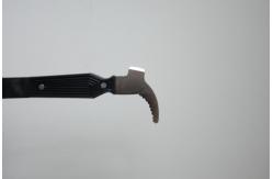 China Bee Hive Eqipment Stainless Steel Hive Tool With Wooden Handle For Beekeeping supplier