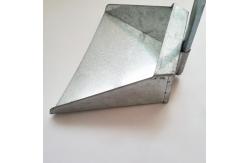 China Heavy Duty Long Handle Metal Dustpan For Household Garden Trade supplier