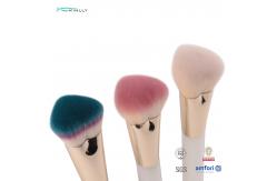 China Individual OEM ODM OBM Makeup Foundation Brush Triangle Shape supplier
