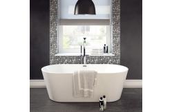 China Oval Shape Fresh Pure Acrylic Sheet Free Standing Bathtub With Center Drain Placement supplier