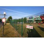 100x300mm Curved V Mesh Security Fencing With Square Post for sale