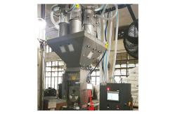 China Weigh Scale Gravimetric Dosing Mixing System For Injection Molding supplier