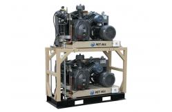 China 4000BPH Automatic Juice Filling Machine Bottled With Rotary Structure supplier