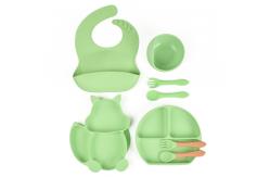 China Green Silicone Suction Weaning Set Silicone Bib And Bowl Set supplier