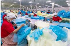 China Disposable Isolation Gowns manufacturer