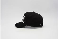 China Felt Applique Embroidery Logo Structured Baseball Cap With Adjustable Low Profile supplier