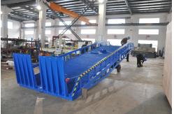 China 8000Kg Capacity Container Loading Portable Dock Ramp Manual Hydraulic Power supplier