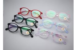 China Good Resilient Kids TR And Silicone Eyeglasses Frames Unisex  2028 supplier
