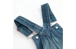 China Baby Girl Embroidery Denim Dungaree Shorts With Adjustable Strap Spring Summer supplier