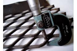 China Heavy Duty Expanded Metal Catwalk Grating 500g/sqm Zinc coating ASTMA36 supplier